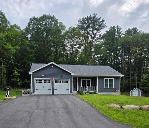 $625,000 | 17 Fairgrounds Road, Bradford, NH 03221