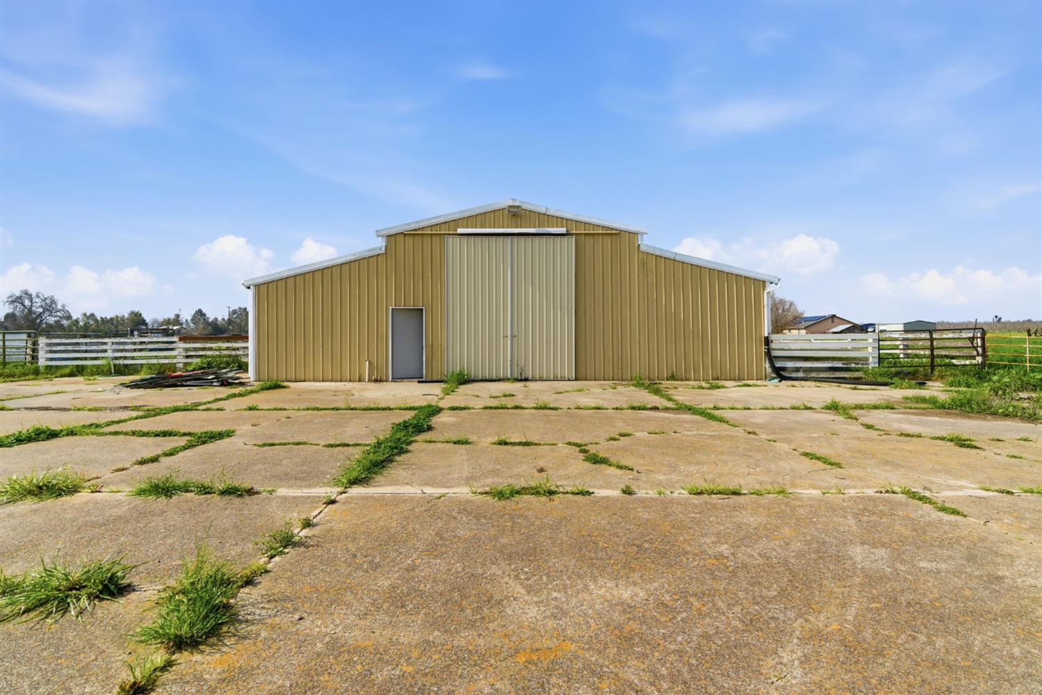 11551 East Tokay Colony Road Lodi, CA 95240 - Photo 40 of 55