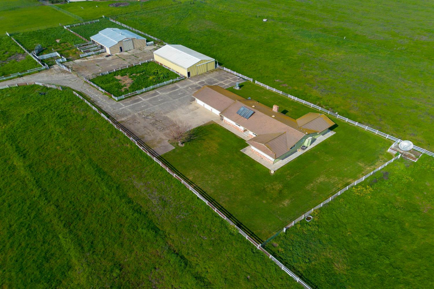 11551 East Tokay Colony Road Lodi, CA 95240 - Photo 47 of 55