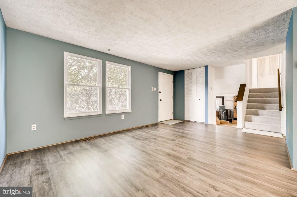 4717 Hawksbury Road Baltimore, MD 21208 - Photo 6 of 28