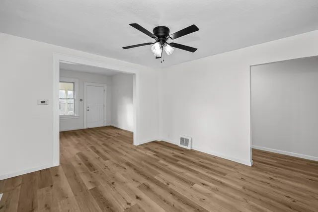 $180,000 | 1916 31st Street, Unit A, Moline, IL 61265