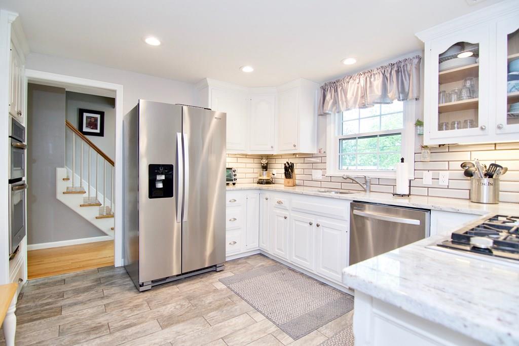 106 Ridge Road East Longmeadow, MA 01028 - Photo 7 of 42 Gallery Image 7