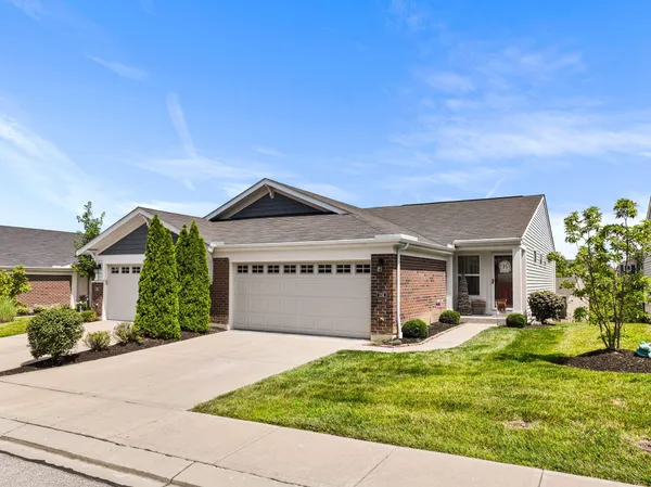 $344,900 | 1704 Braeburn Court, Florence, KY 41042