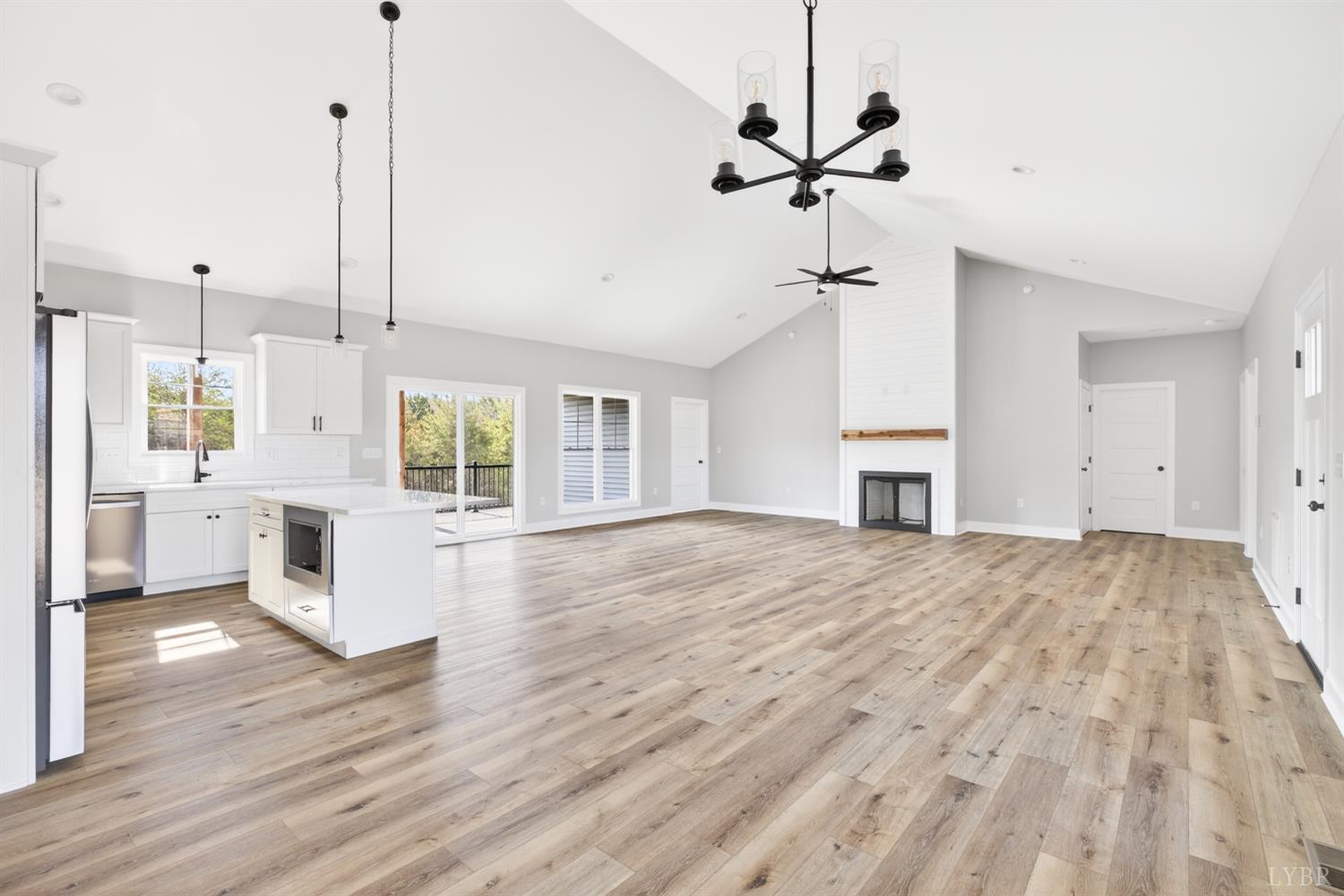 254 Pebble Road Rustburg, VA 24588 - Photo 4 of 61