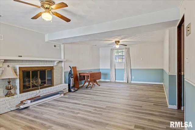 $240,000 | 30571 Walnut Drive, Girard, IL 62640