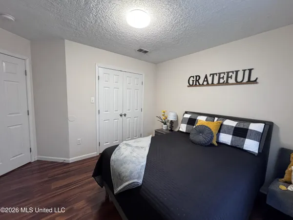 $2,200 | 1100 Century Oaks Drive, Unit A, Gulfport, MS 39507