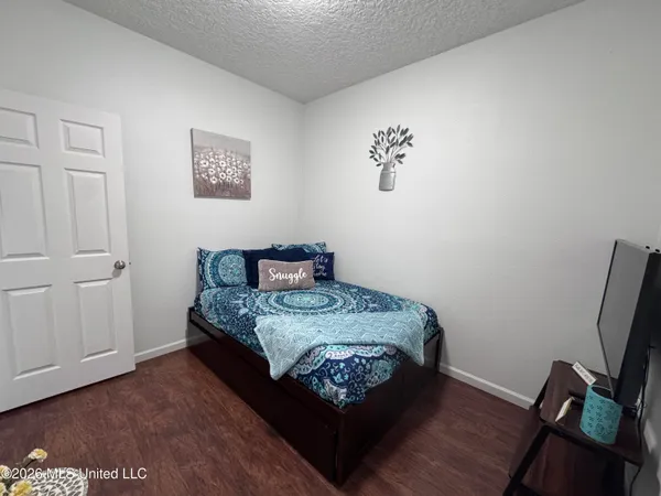 $2,200 | 1100 Century Oaks Drive, Unit A, Gulfport, MS 39507