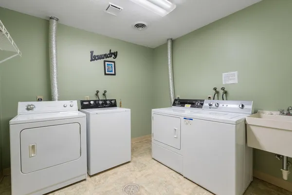 $84,900 | 1200 18th Avenue Northwest, Unit 111, Austin, MN 55912