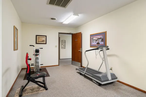 $84,900 | 1200 18th Avenue Northwest, Unit 111, Austin, MN 55912