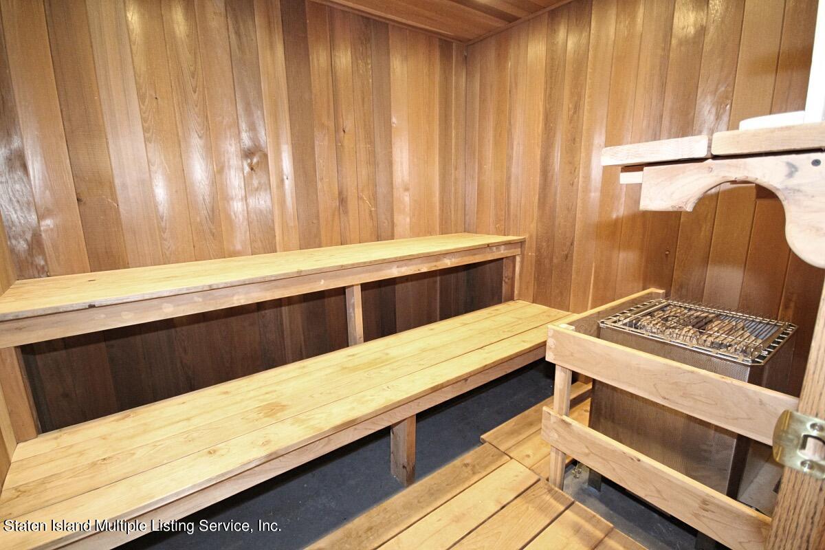 35 Beebe Street Staten Island, NY 10301 - Photo 16 of 33 sauna Beebe