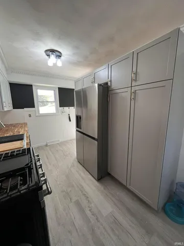 $249,900 | 2 Pin Oak Drive, Vincennes, IN 47591