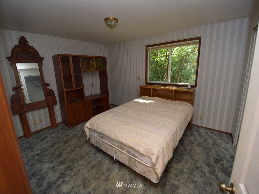 1324 Southeast Salmonberry Road Port Orchard, WA 98366 - Photo 17 of 25 Gallery Image 17