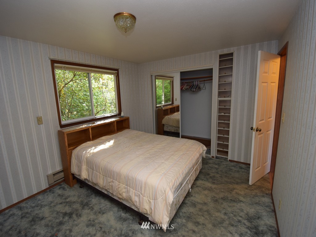 1324 Southeast Salmonberry Road Port Orchard, WA 98366 - Photo 18 of 25 Gallery Image 18