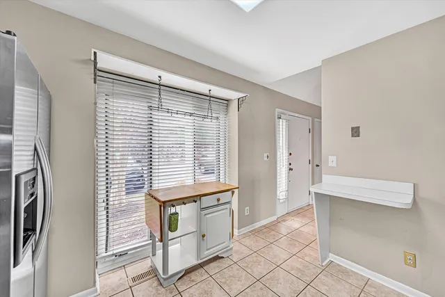 $385,000 | 4958 Hunting Hills Circle, Roanoke, VA 24018