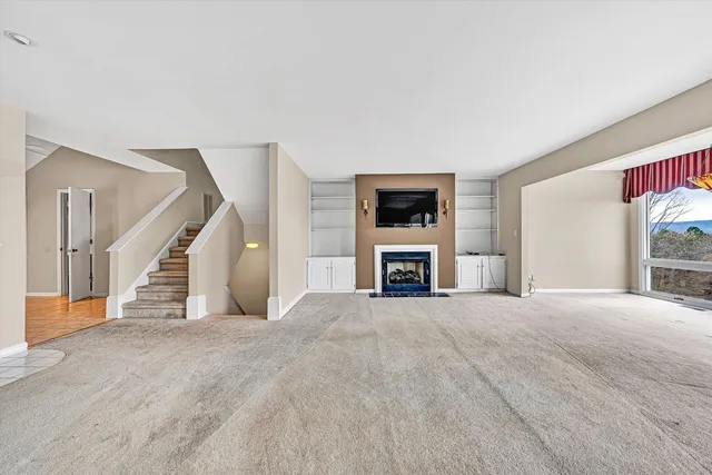 $385,000 | 4958 Hunting Hills Circle, Roanoke, VA 24018