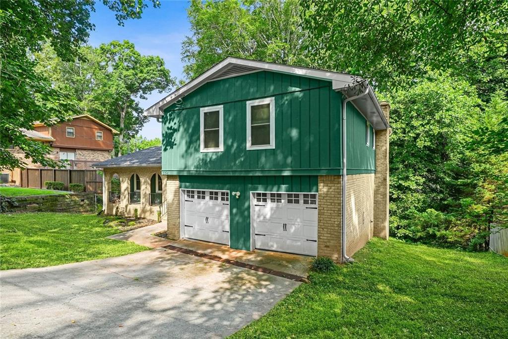 2291 Chevy Chase Lane Decatur, GA 30032 - Photo 3 of 39
