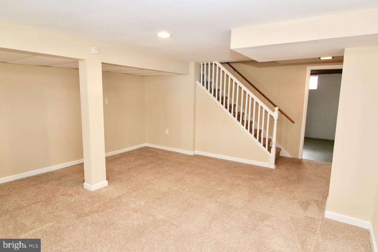 521 Nimitz Road Dover, DE 19901 - Photo 26 of 28 Family Room