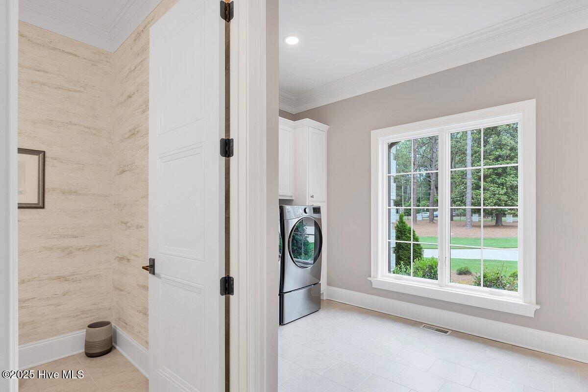 2270 Midland Road Pinehurst, NC 28374 - Photo 47 of 91 Laundry room