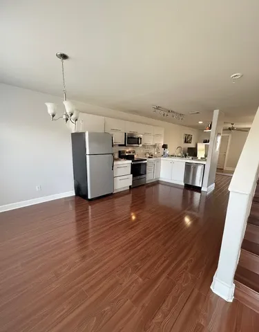 $299,000 | 1101 Grove Boulevard, Unit 502, Austin, TX 78741