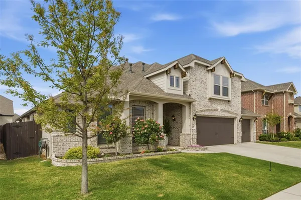 $549,900 | 5400 Brazos Lane, Denton, TX 76226