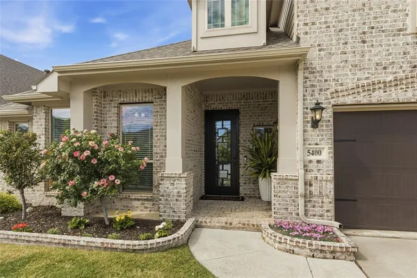 $549,900 | 5400 Brazos Lane, Denton, TX 76226