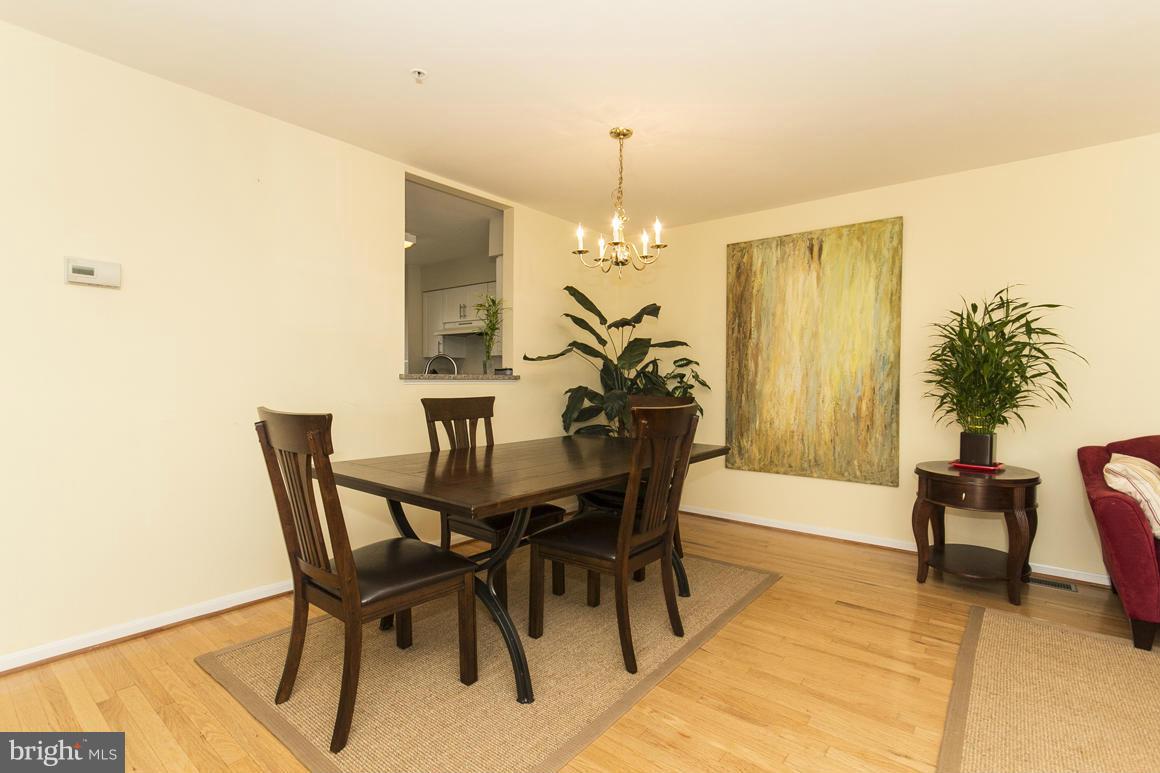 401 Chadford Road Baltimore, MD 21212 - Photo 9 of 24 Dining Room