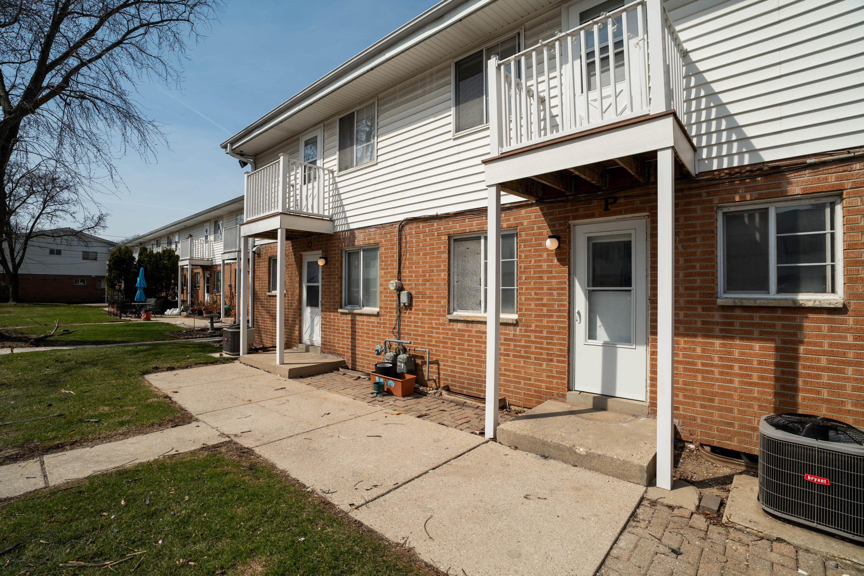 8584 West Appleton Avenue, Unit P Milwaukee, WI 53225 - Photo 30 of 33 Back entrance