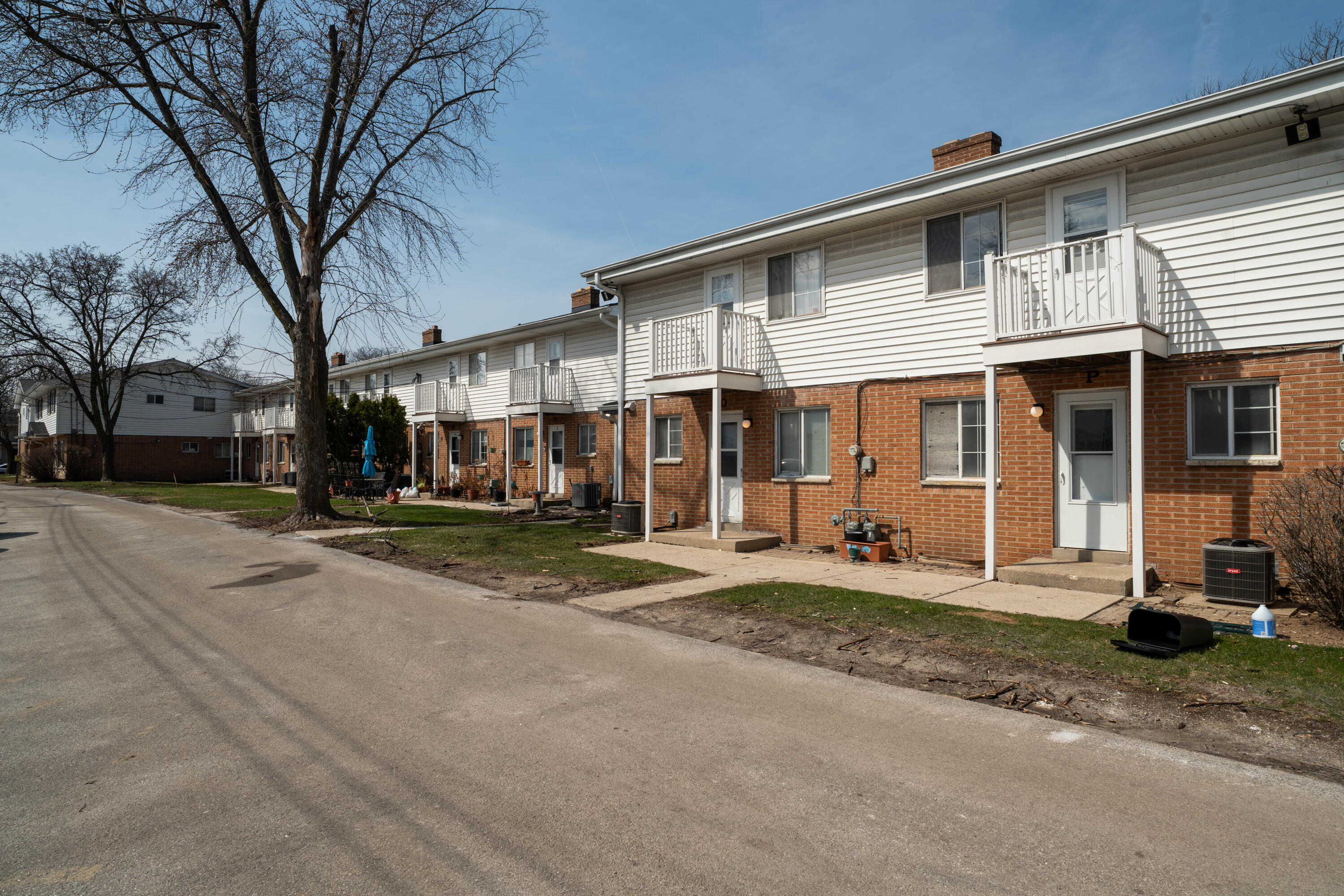 8584 West Appleton Avenue, Unit P Milwaukee, WI 53225 - Photo 31 of 33 Back