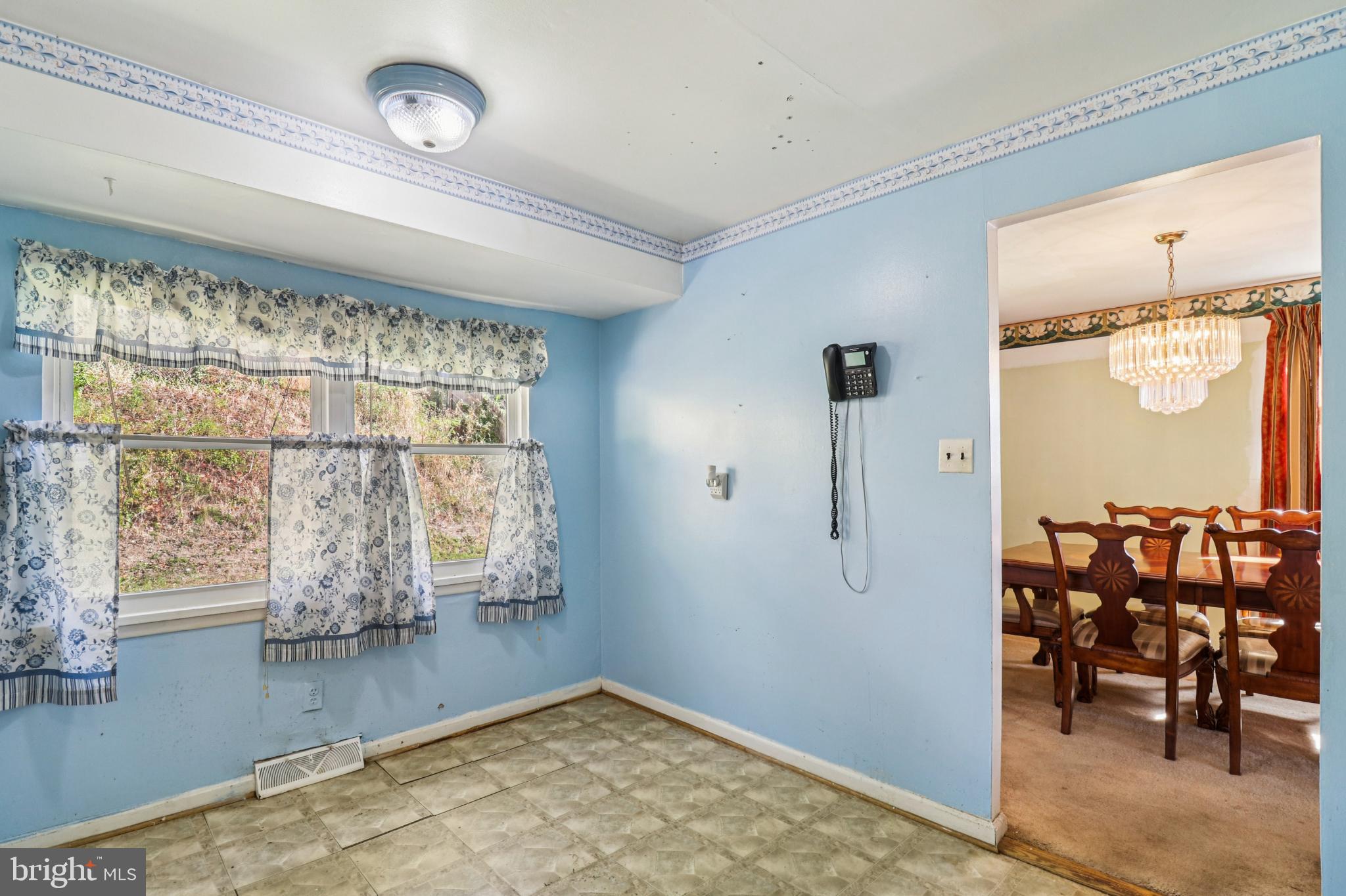 1916 Taylor Avenue Fort Washington, MD 20744 - Photo 15 of 64 Bright, airy space with charming potential.