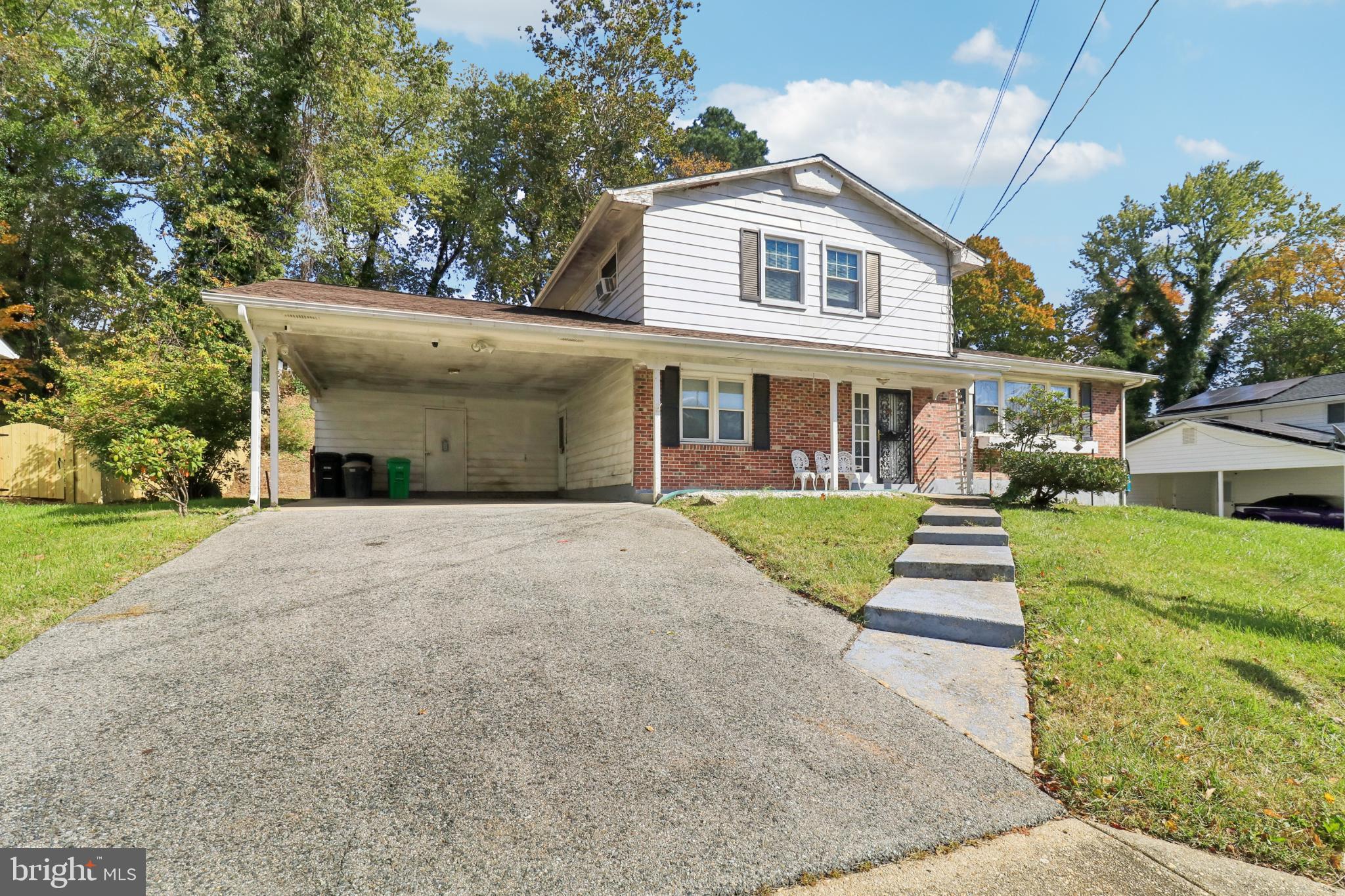 1916 Taylor Avenue Fort Washington, MD 20744 - Photo 2 of 64 front view of a house with a yard