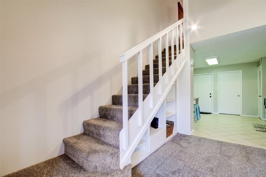 12900 Walden Road, Unit 202B Montgomery, TX 77356 - Photo 10 of 30 a view of entryway and hall