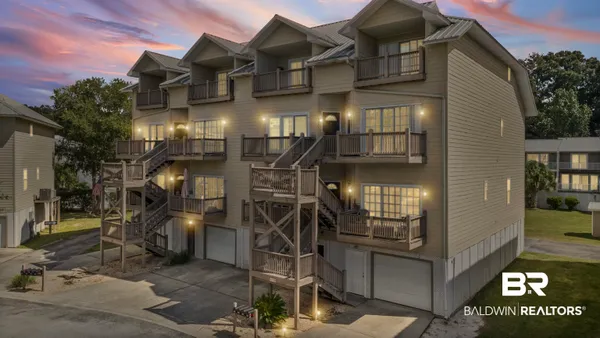$249,900 | 4 Yacht Club Drive, Unit 196, Daphne, AL 36526