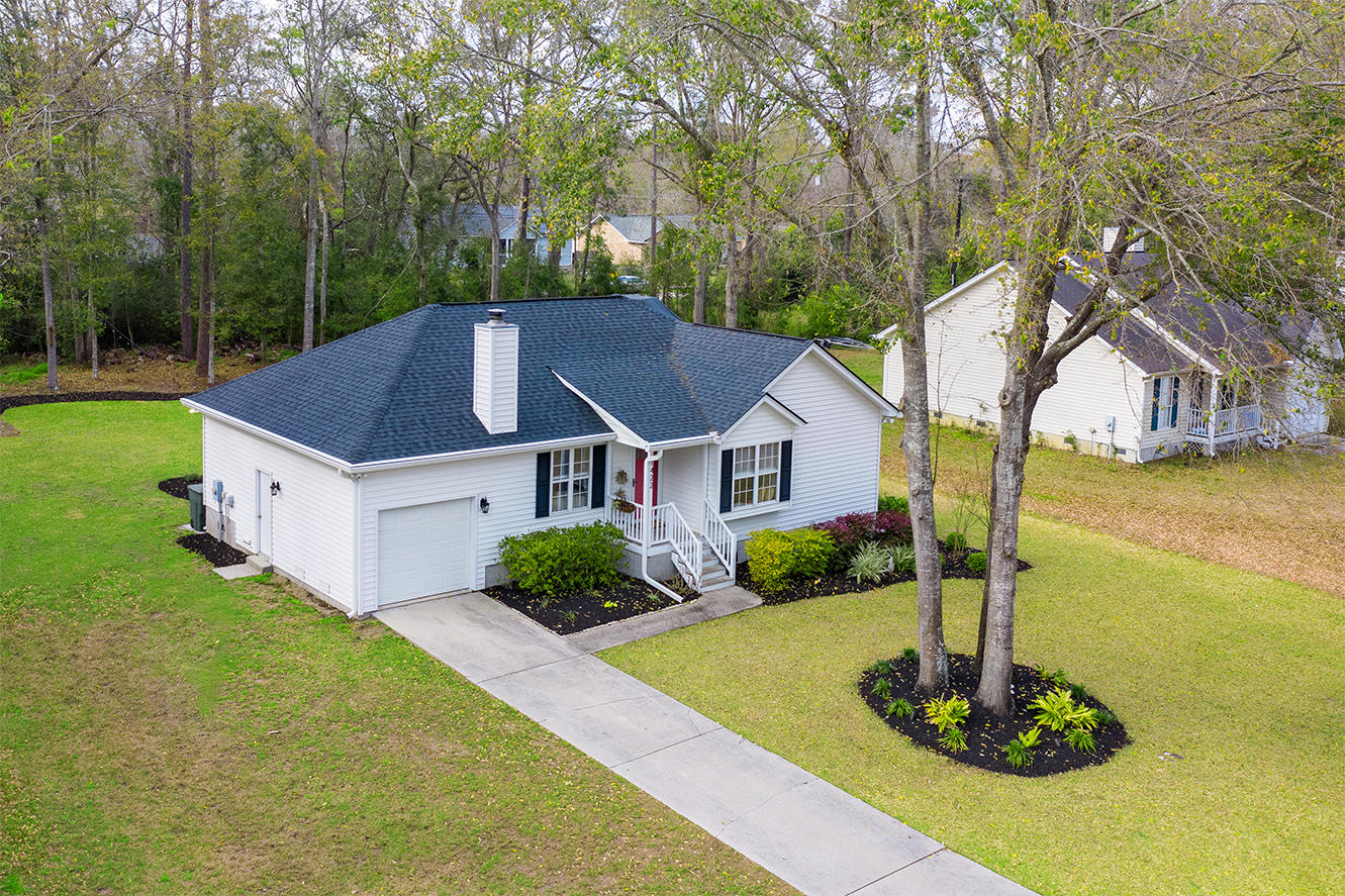 1422 Battery Wagner Road Charleston, SC 29412 - Photo 2 of 24 front from side angle