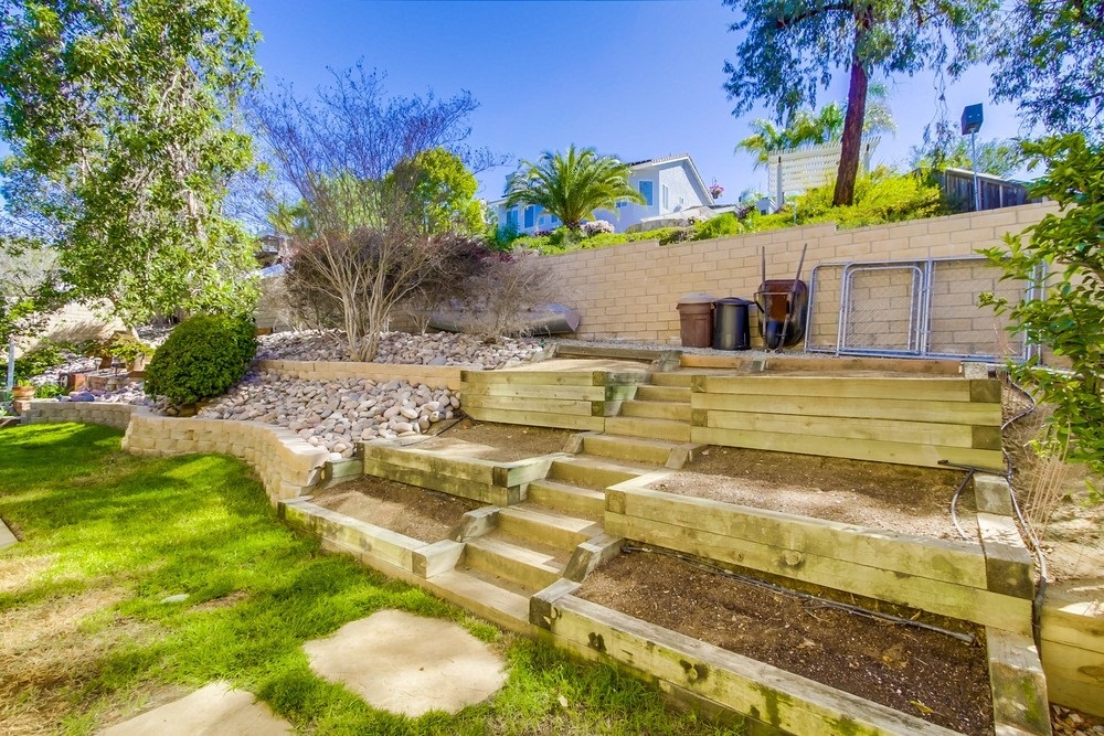 14244 Silver Ridge Road Poway, CA 92064 - Photo 23 of 25
