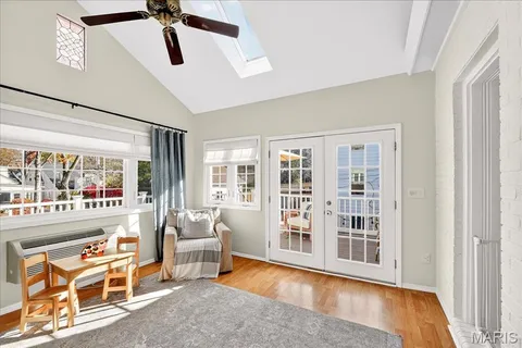 $499,900 | 262 Edwin Avenue, Glendale, MO 63122