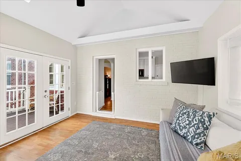 $499,900 | 262 Edwin Avenue, Glendale, MO 63122