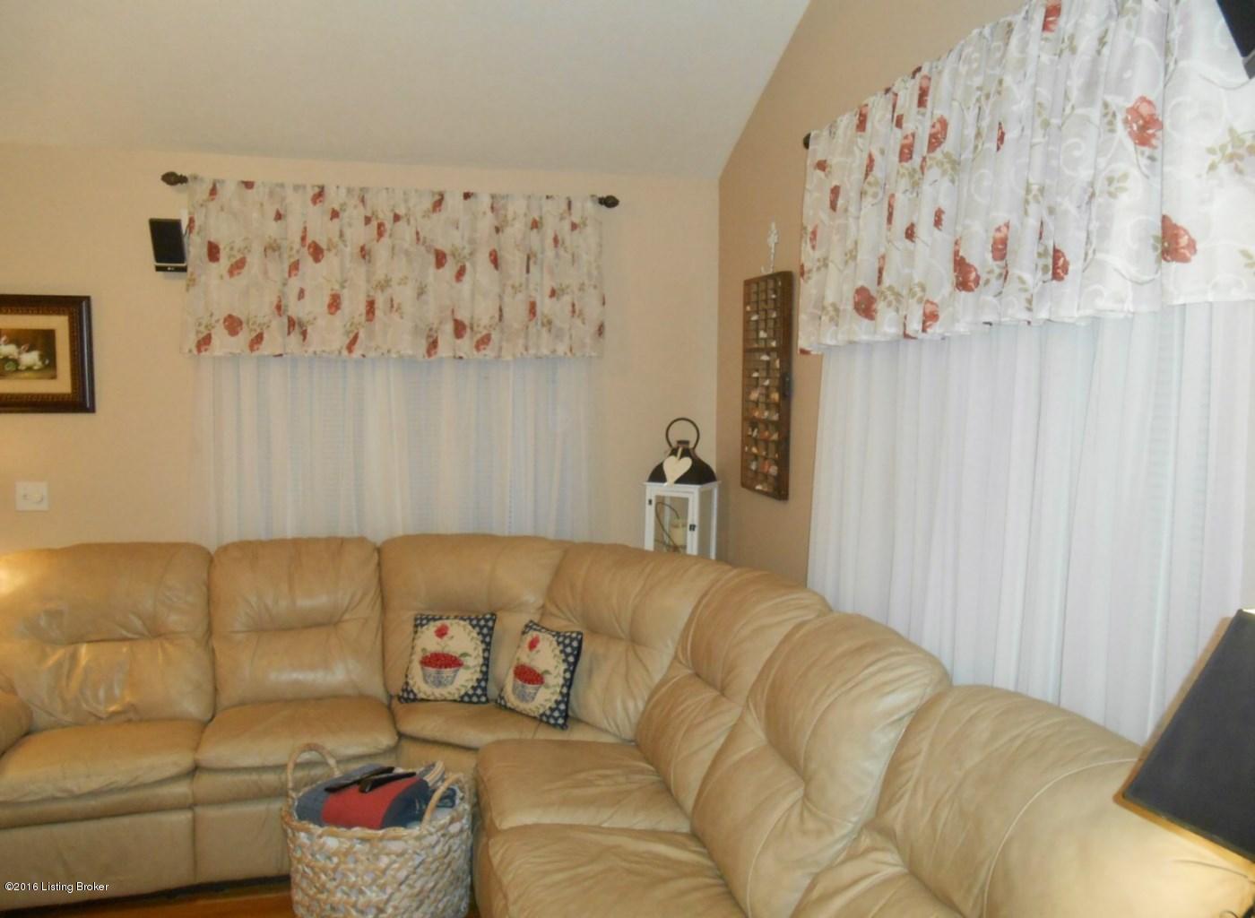 105 Sunny View Road Brandenburg, KY 40108 - Photo 5 of 25 DSCN9306