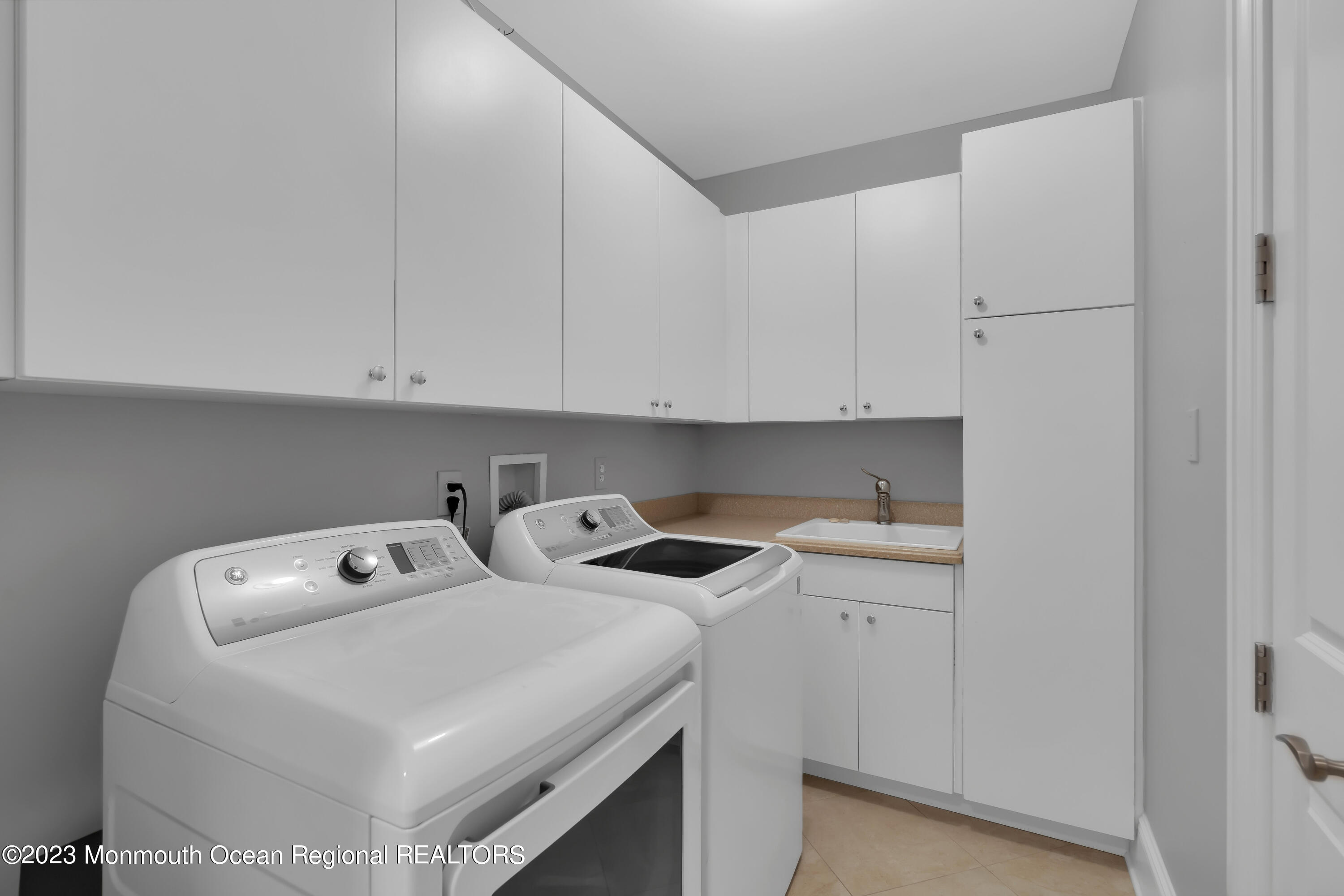 1132 Oval Road Manasquan, NJ 08736 - Photo 24 of 50 028_dsc01952