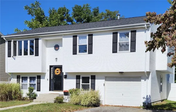 $515,000 | 10 Sadler Street, North Providence, RI 02911