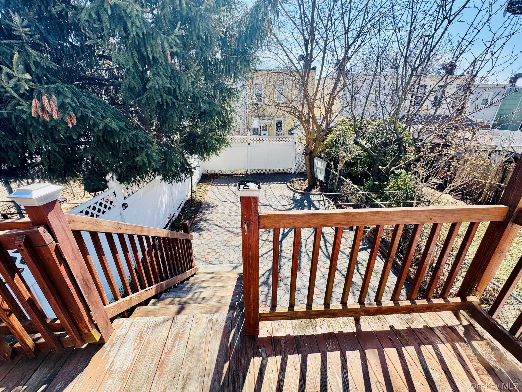 76-18 85th Road Queens, NY 11421 - Photo 6 of 20