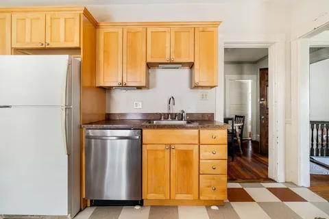 $1,398,000 | 95 Franklin Street, Boston, MA 02134