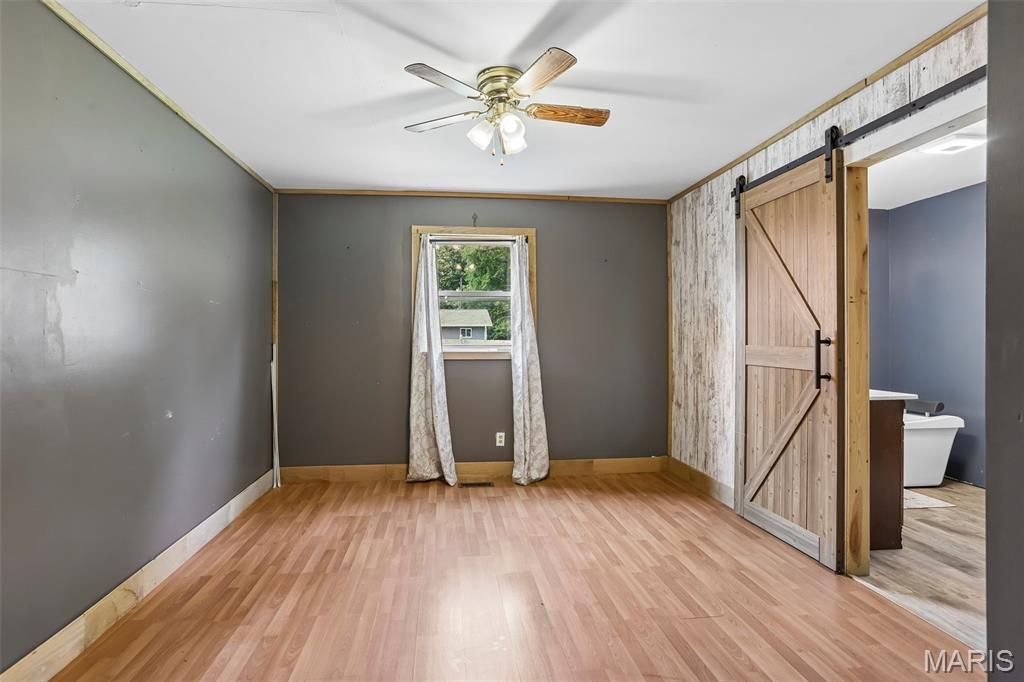 706 North Locust Street Litchfield, IL 62056 - Photo 3 of 24
