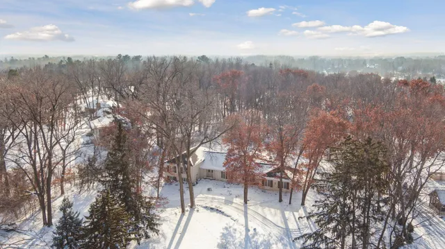 $950,000 | 23 Evergreen Road, North Oaks, MN 55127