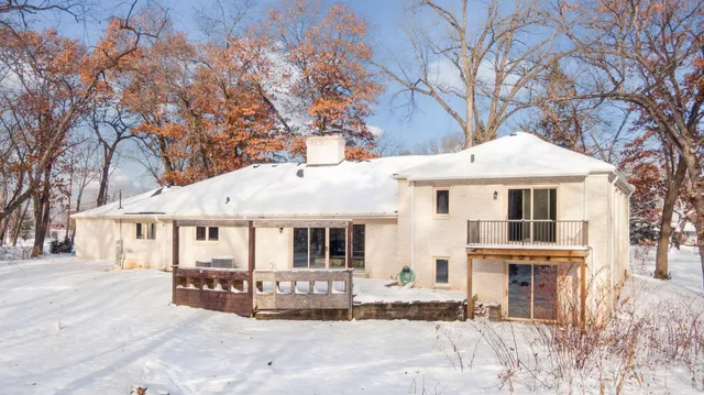 $950,000 | 23 Evergreen Road, North Oaks, MN 55127