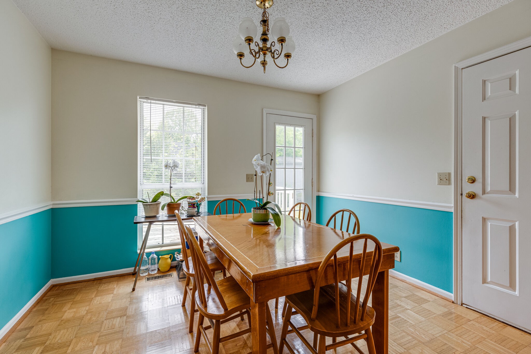3545 Country Way Road Antioch, TN 37013 - Photo 9 of 19 a dining room with furniture and window