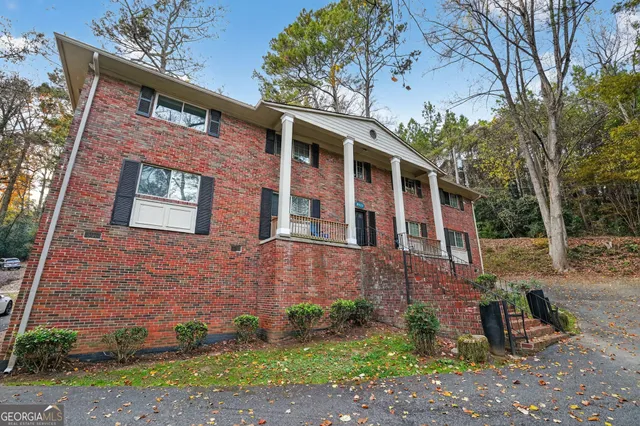 $1,700 | 2510 Peachwood Circle Northeast, Unit 1, Atlanta, GA 30345