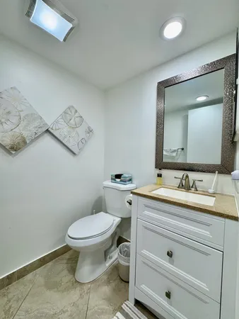 $1,600 | 530 Normandy Lane, Delray Beach, FL 33484