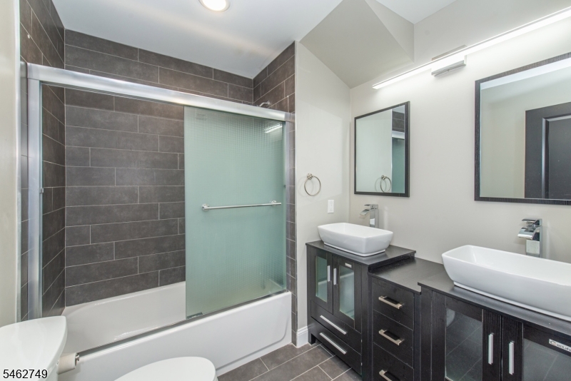 38 Buttonwood Road Essex Fells, NJ 07021 - Photo 6 of 10 Gallery Image 6