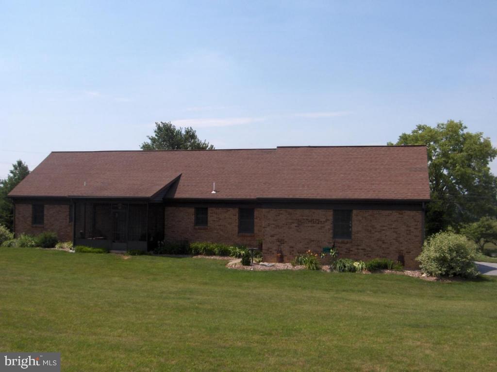 2000 Creek Hill Road Lancaster, PA 17601 - Photo 3 of 11 Gallery Image 3