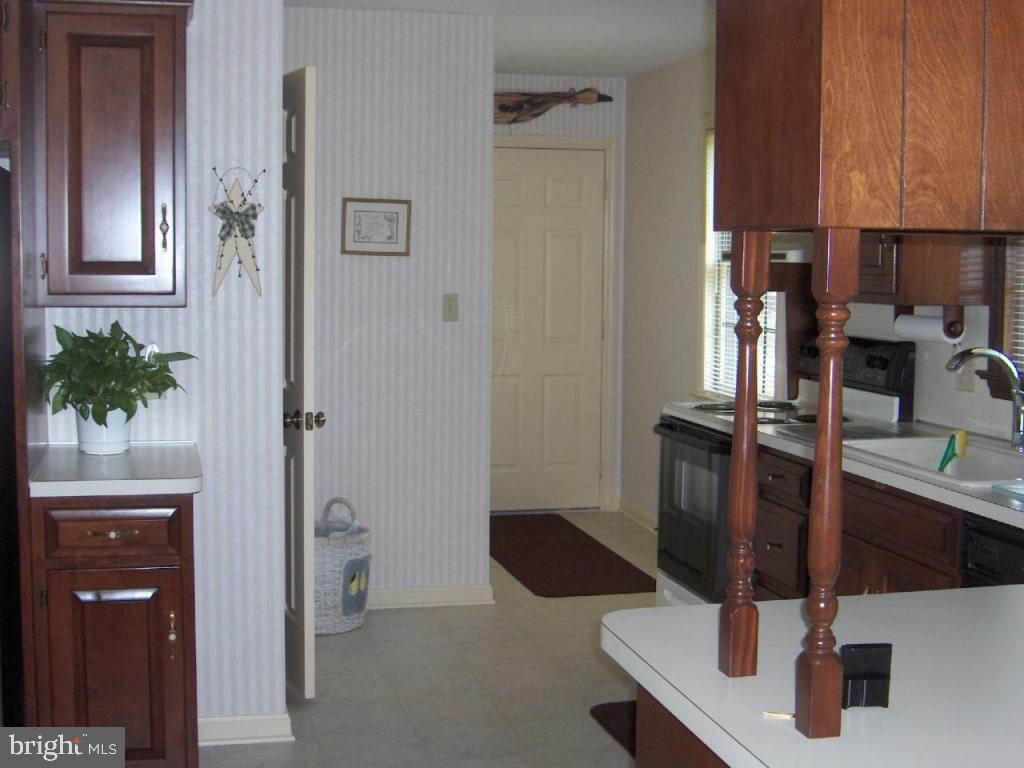 2000 Creek Hill Road Lancaster, PA 17601 - Photo 8 of 11 Gallery Image 8